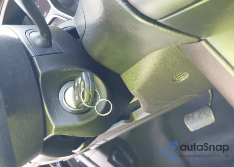 2018 Ford Focus Se из США, поврежденный, VIN 1FADP3FE2JL240559